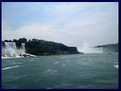 Niagara Falls 47 - all 3 falls and the river